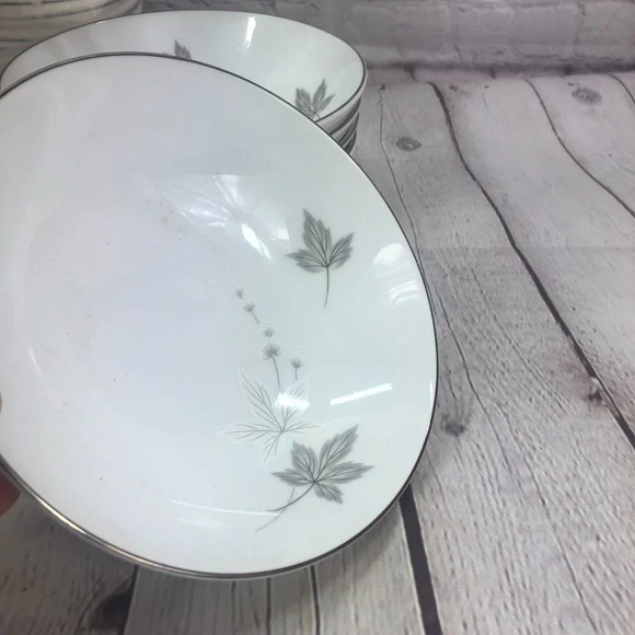 vintage Silver Maple by Mikasa set of 5 bowls - Picture 2 of 7